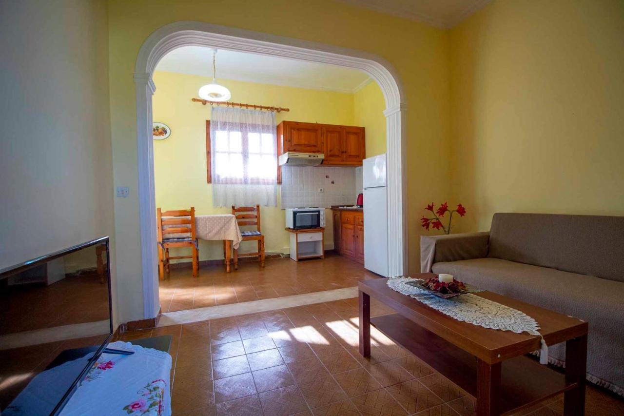 Litheres Tzoras‌ ‌Apartments‌ ‌Roda‌ ‌Corfu‌ מראה חיצוני תמונה